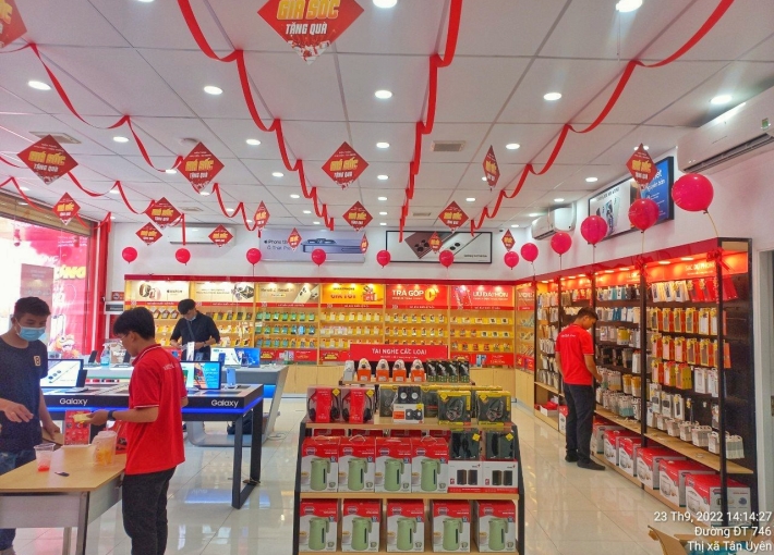 Viettel Tân Uyên - Chi nhánh mới trong hành trình lan tỏa sắc đỏ của Viettel 