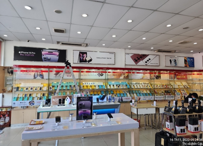 Chiến dịch cải tạo các Showroom của Viettel tại Đông - Tây Nam Bộ 