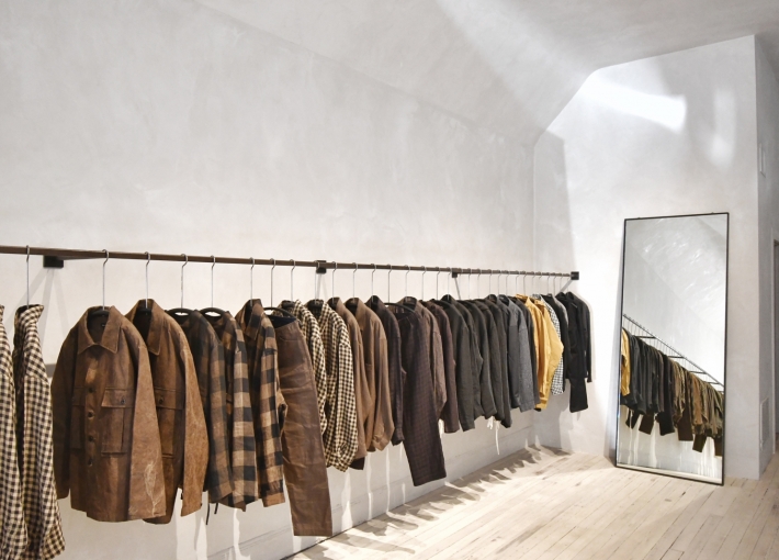 Phong cách thiết kế shop thời trang dành cho nam xu hướng mới 2023