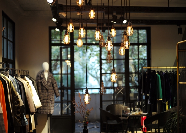 6 lưu ý khi thi công, nâng cấp nội - ngoại thất showroom
