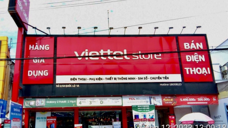Thi công cải tạo biển hiệu 9 siêu thị Viettel